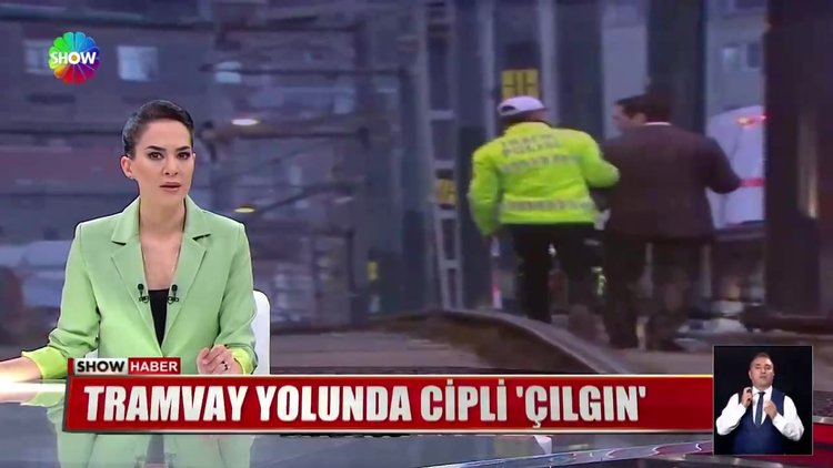 Tramvay yolunda cipli 'çılgın'