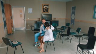 Suzan, Barış'a güzel haberi verdi. 