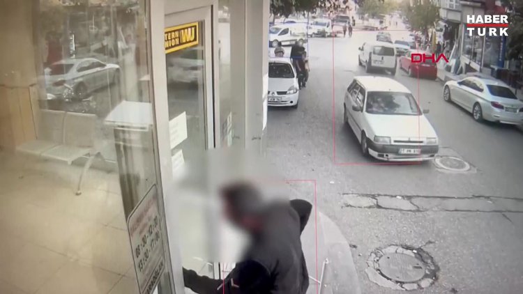 Gaziantep'teki silahlı PTT soygunu kamerada