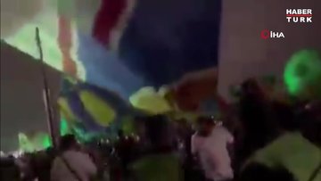 Meksika’da sıcak hava balonu seyircilerin üzerine sürüklendi