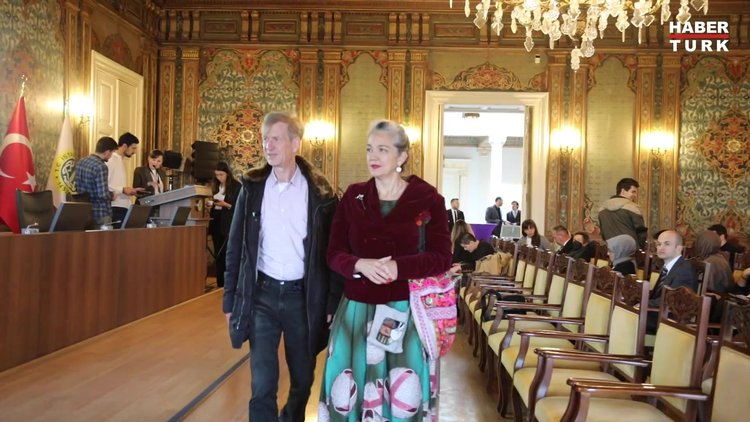 "Öldürülen kızların sayısı, soykırımlarda öldürülen insanlardan fazla"