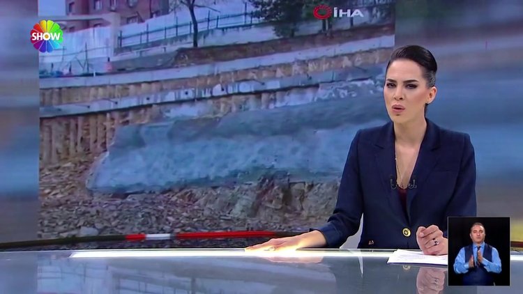 İstinat duvarı yolla birlikte çöktü