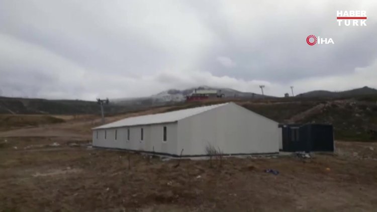 Uludağ'ın zirvesi beyaza büründü