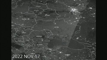 Ukrayna karanlığa gömüldü! NASA uzaydan böyle görüntüledi