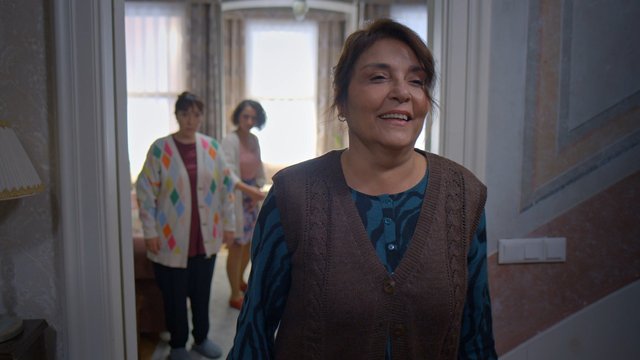 Selma'nın gidişi Saliha'yı mutlu ediyor!