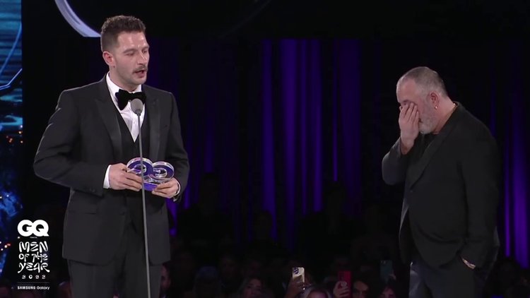 Uraz Kaygılaroğlu'ndan Cem Yılmaz'a sitem: Ciddi bir şey anlatıyorum!