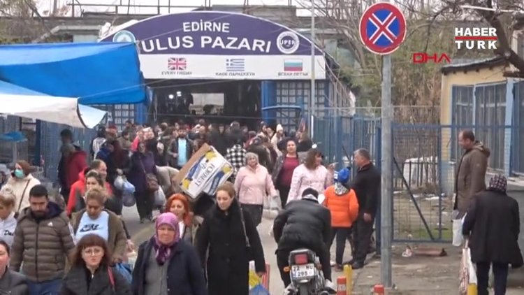 Bulgar turistler yılbaşı alışverişi için Edirne'ye akın etti