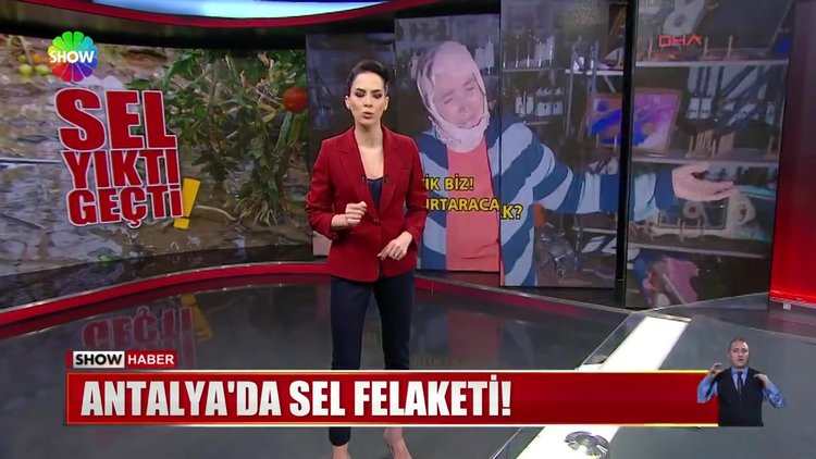 Kumluca ve Finike'yi sel vurdu