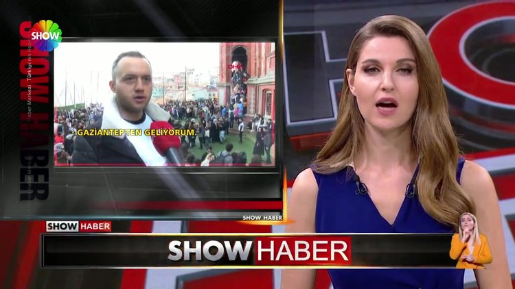 Kırmızı Mektep'te yeni yıl kuyruğu