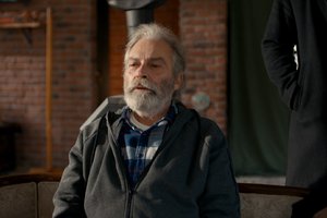 "Şu koltuk sevdası ne adamları mezara götürdü biliyor musun sen?"