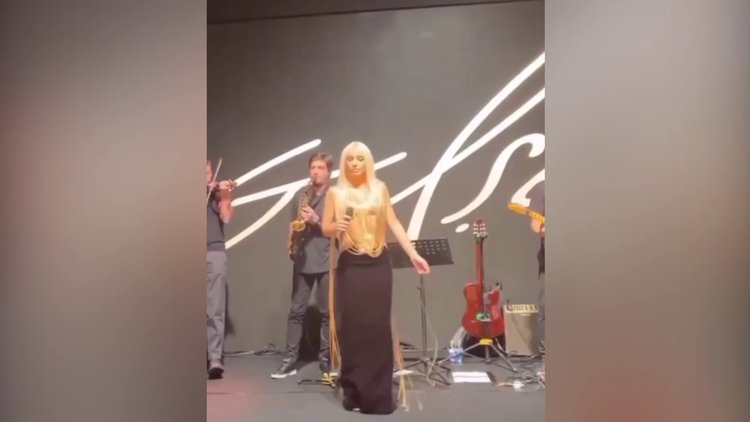 Gülşen, 117 gün sonra sahnelere geri döndü