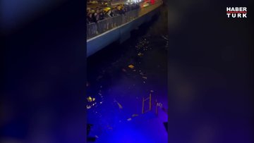 İstanbul'da bir mekanın iskelesi çöktü - 2