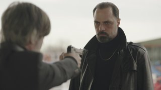 Kayıkhanede yaşananların ardından Yılan ekibi zor durumda kalır.