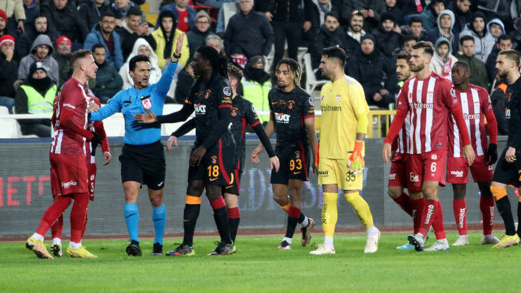 Sivasspor: 1 - Galatasaray: 2 | Maçın kareleri