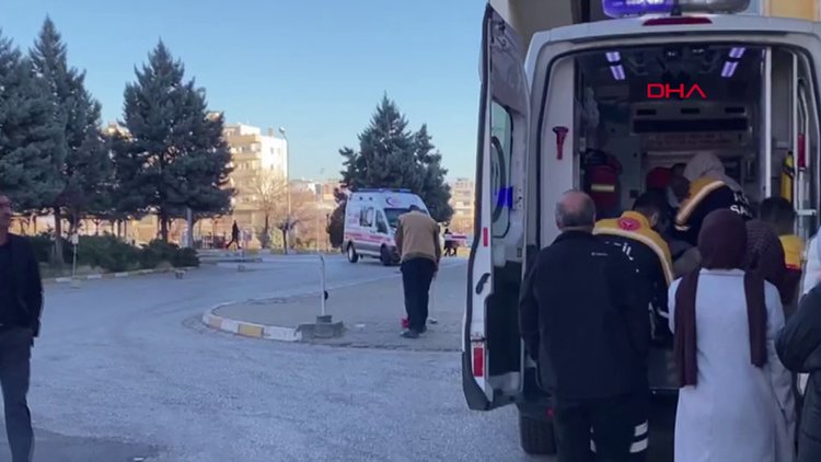Mardin'de servis aracı devrildi: 6 ölü, 5 yaralı
