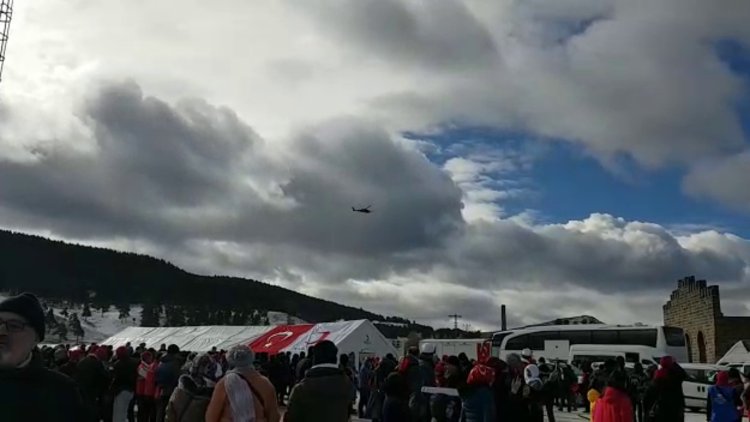 "Gençlerimizle yürüyoruz, yürümeye de devam edeceğiz"