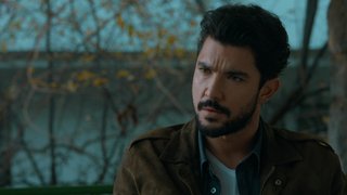 Korkut Ali, vasiyet hazırladığını duyunca dedesiyle konuşmaya gelir.