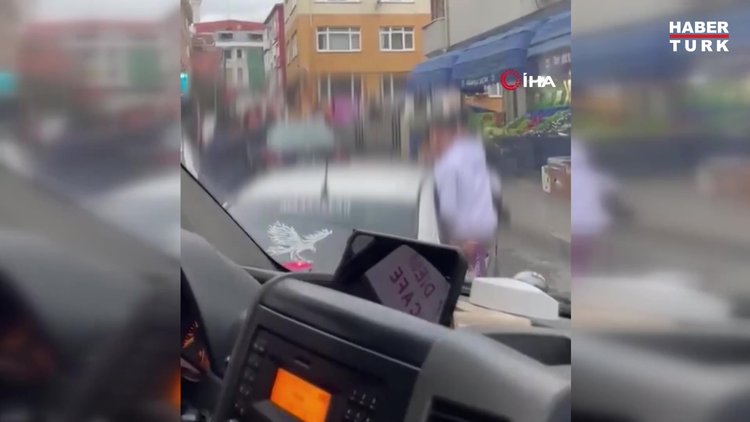 Bakan Koca: "Ambulansa yol vermeyen sürücü ve yolcularına 118 bin 487 lira para cezası verildi"