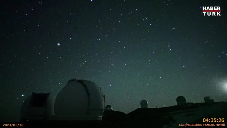 Hawaii'de merak uyandıran gizemli ışık