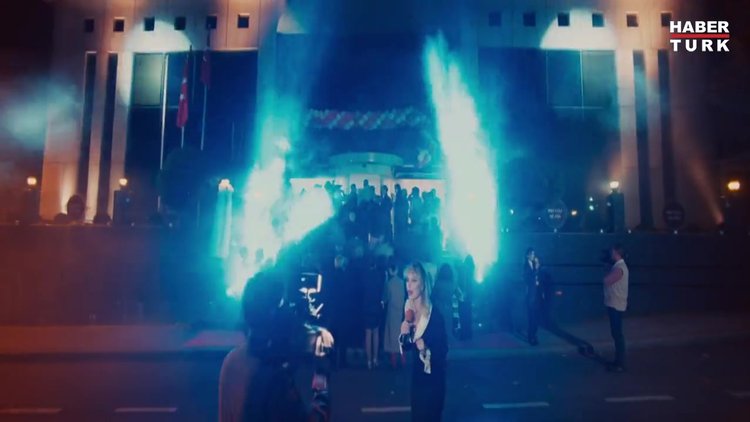 'Prestij Meselesi' gösterime girdi