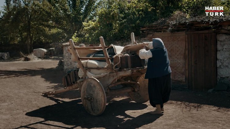 '8 Mart'a kadınlarımıza saygıyla'