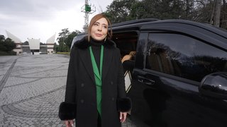 Kardeşinin hoşlandığı adamla evlenmesine engel olan bir ablanın, sevenleri tekrar bir araya getirme çabasını izleyeceksiniz. ...