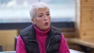 Zehra Hanım kız kardeşinin nikahına Erdoğan Bey'in geldiğini anlattı.