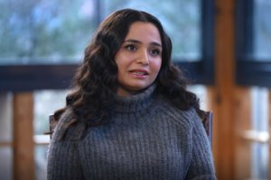 "Anneanem mezar yeri alabilmek için para biriktirmiş!"