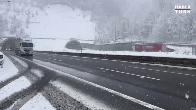 Bolu Dağı'nı kullanacak sürücülere "kar" uyarısı