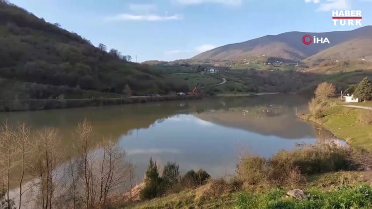 Samsun'da araç gölete uçtu: 2 ölü