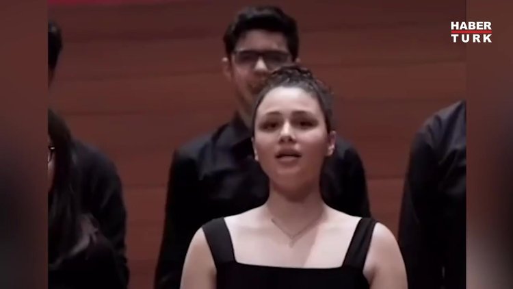 Fazıl Say'ın 100. Yıl ve Mehveş Emeç'in Galatasaray marşları