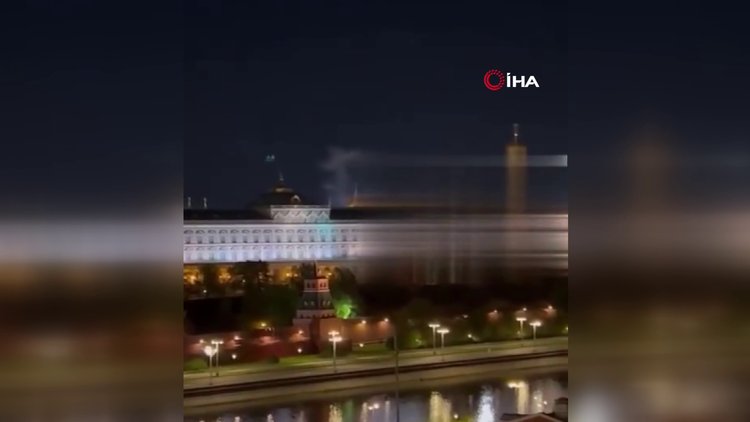 Rusya'nın başkenti Moskova'da Kremlin Sarayı'na insansız hava aracıyla (İHA) saldırı girişiminde bulunuldu.