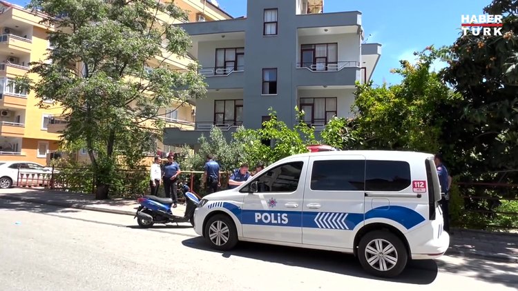 Alanya'da oğlunun öldürdüğü öne sürülen kadının cesedi gardıropta bulundu