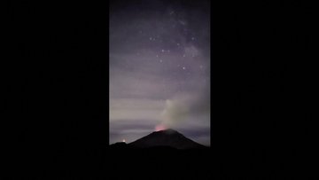 Meksika’daki Popocatepetl Yanardağı hareket geçti: Sarı alarm verildi!