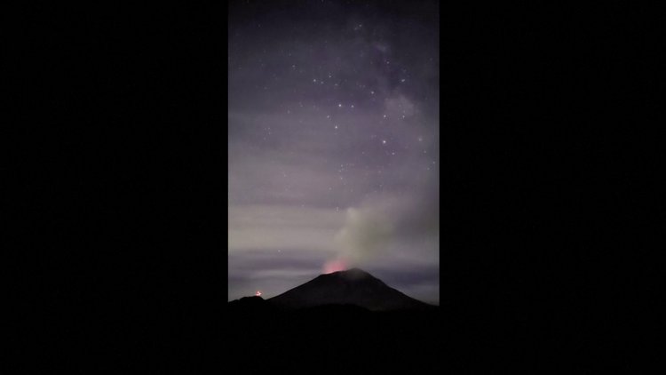 Meksika'daki Popocatepetl Yanardağı hareket geçti: Sarı alarm verildi!