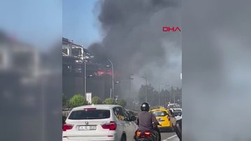 İstinye'de AVM'de yangın