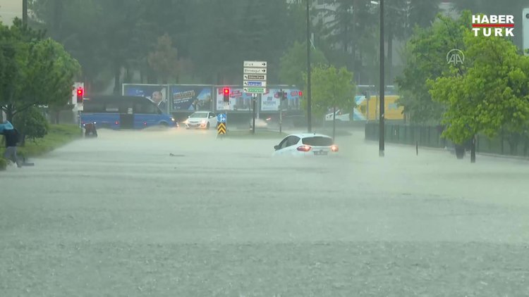 Başkentte sağanak etkili oluyor