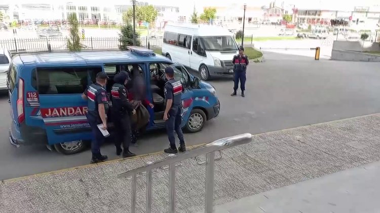 Kayınbiraderini bıçaklayarak öldüren kadın tutuklandı