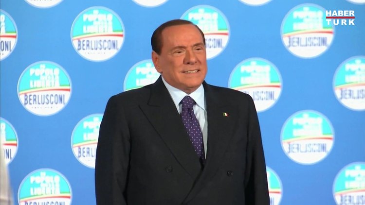 Eski İtalya Başbakanı Berlusconi hayatını kaybetti