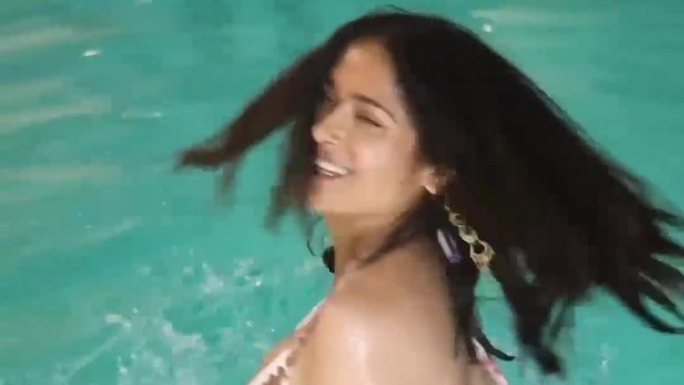 Salma Hayek'ten sıra dışı kutlama
