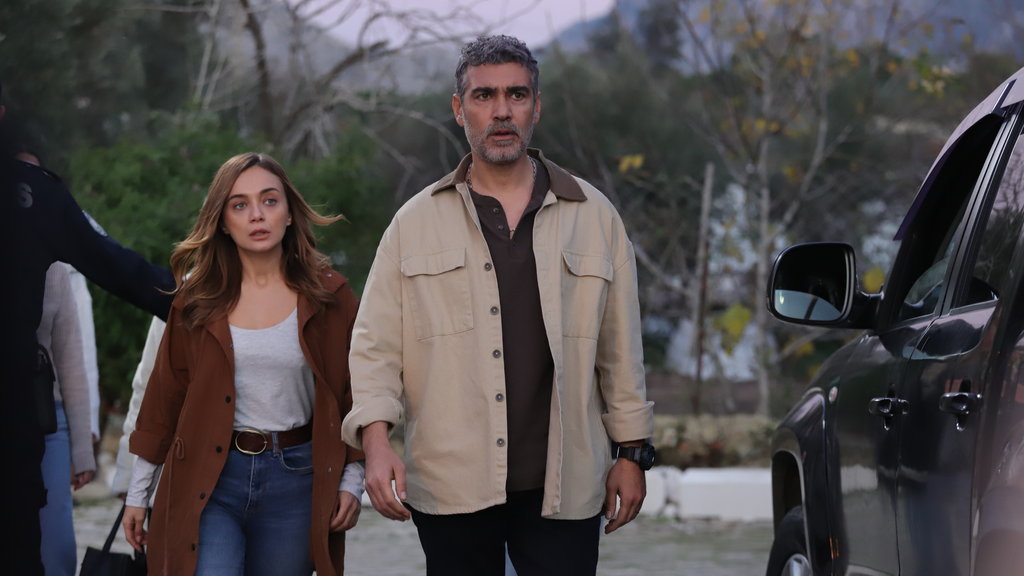 Maviye Sürgün 6. Bölüm / 17 Temmuz 2023 - ShowTürk TV