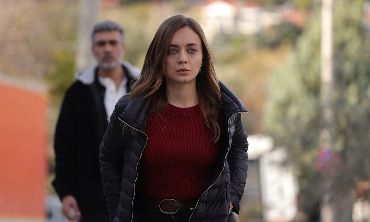 Maviye Sürgün 8. Bölüm