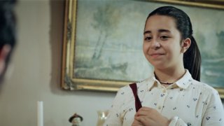 Mahinur, Melissa’nın velayeti için Besime ile konuşurken, Hazım’ın büyük planları vardır.