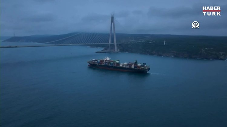 Ukrayna'dan gelen gemi İstanbul'da