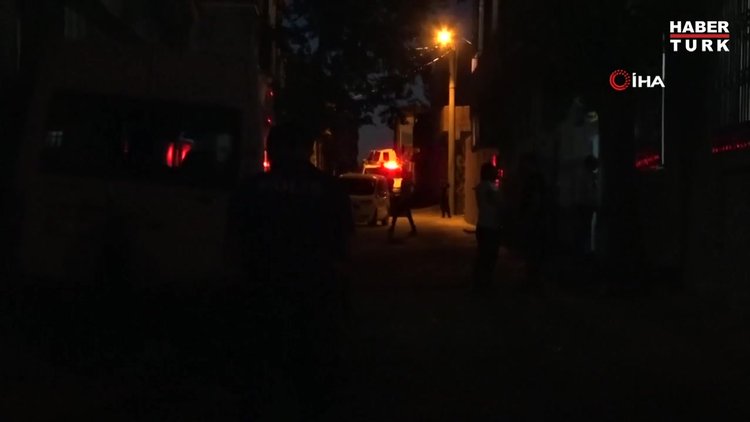 Komşusunu el bombasıyla tehdit eden kadının evinden 2 el bombası çıktı