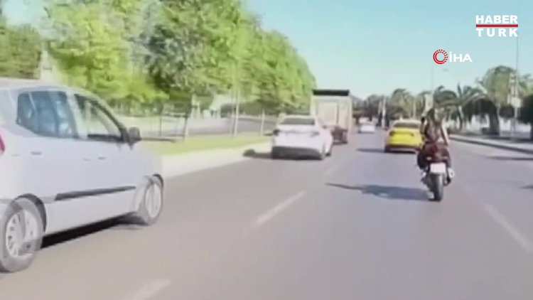 Pendik'te kendisine çarpan taksi sürücüsünü nefes kesen kovalamaca sonunda yakaladı