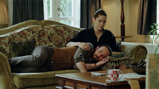 Metin, Melissa’yı İstanbul’a gönderdiği için pişman olur.