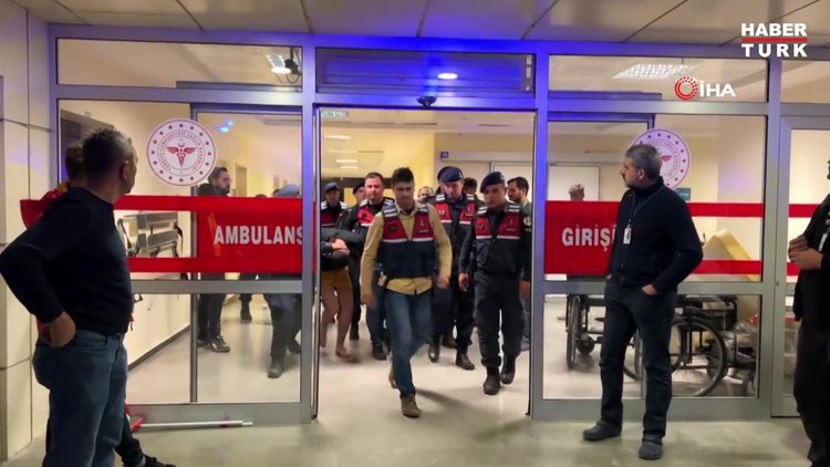 Bucak'ta 2'si polis 4 kişiye çarpan şahıs jandarma ekipleri tarafından yakalanarak gözaltına alındı