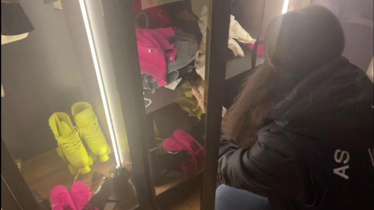 Sosyal medya fenomenleri Nihal Candan ve Bahar Candan'a gözaltı