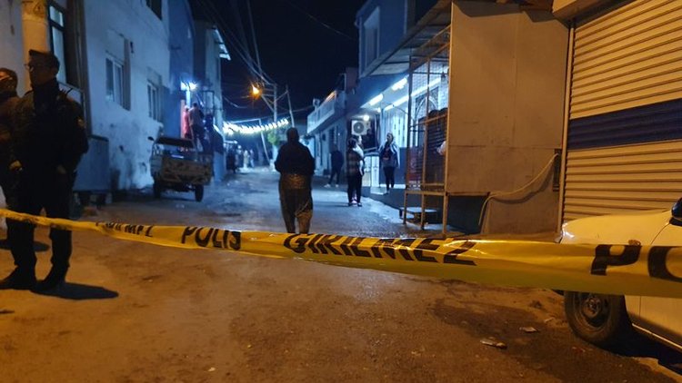 İzmir'de kanlı düğün! 1 çocuk öldü, 7 kişi yaralandı